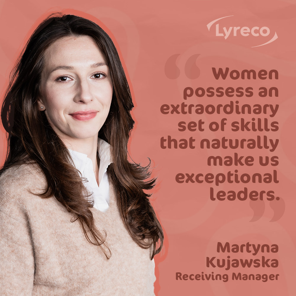 Martyna Kujawska - Receiving Manager